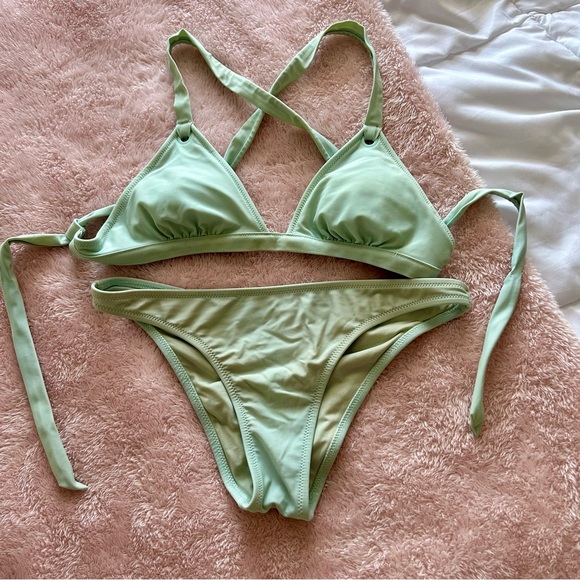 Aerie Bikini Set - Picture 3 of 5